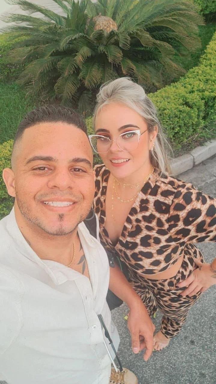 desgraçado que comeu a mae do amigo e filmou