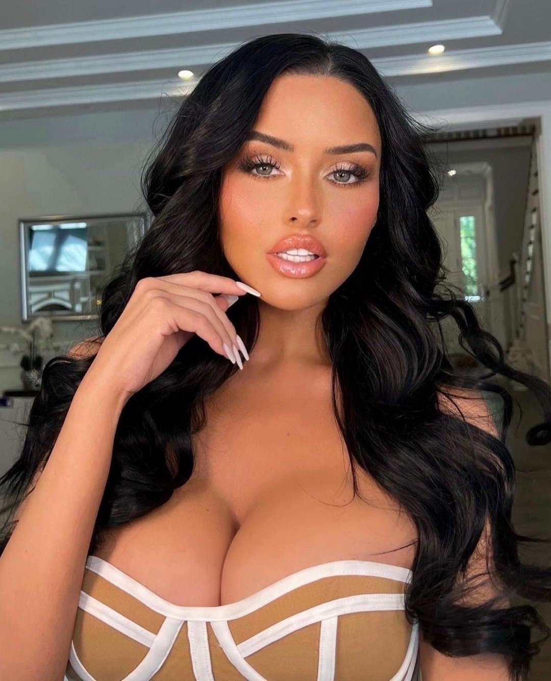 Abigail Ratchford insta slut