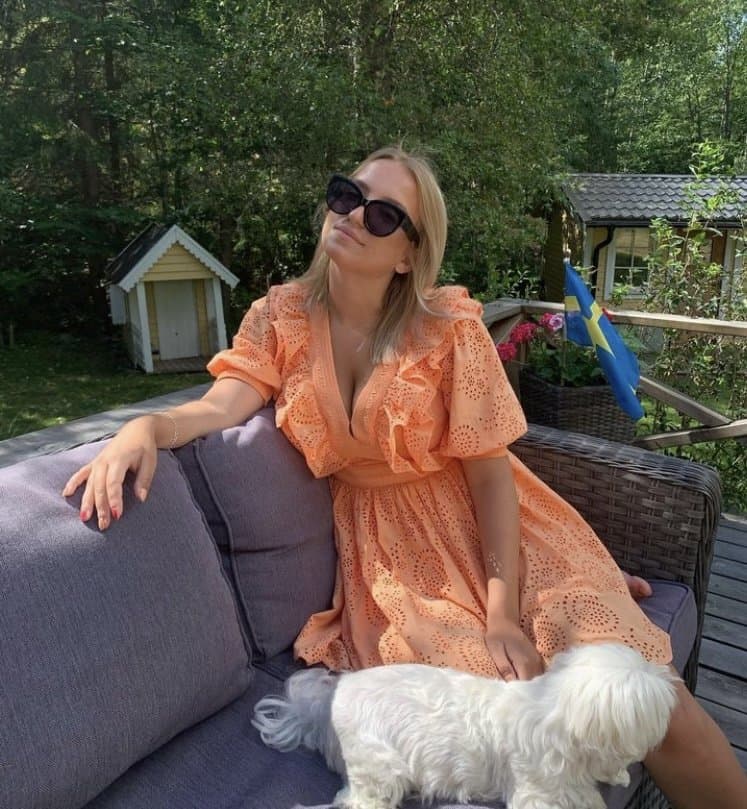 Swedish Denice, 21 Built to take only the biggest of dicks