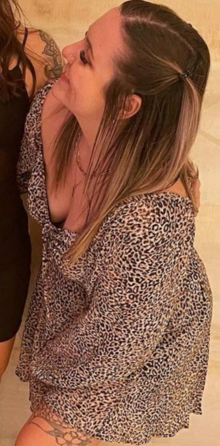 I think my buddy’s PAWG gf is leaning over so we can look down her dress look at her tits & jerk off