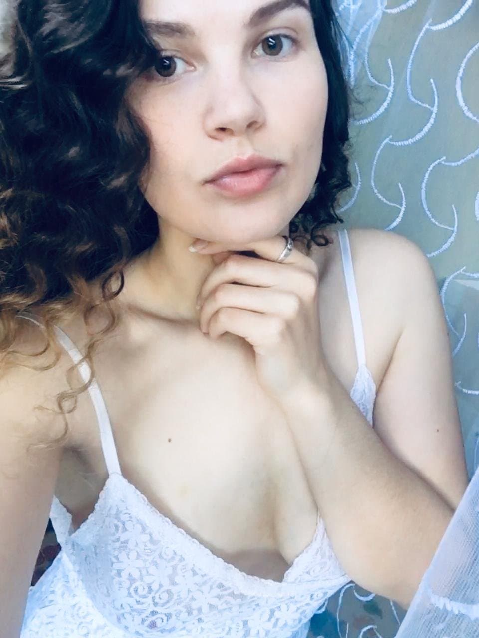 Click to view full size EXGF Iryna from France