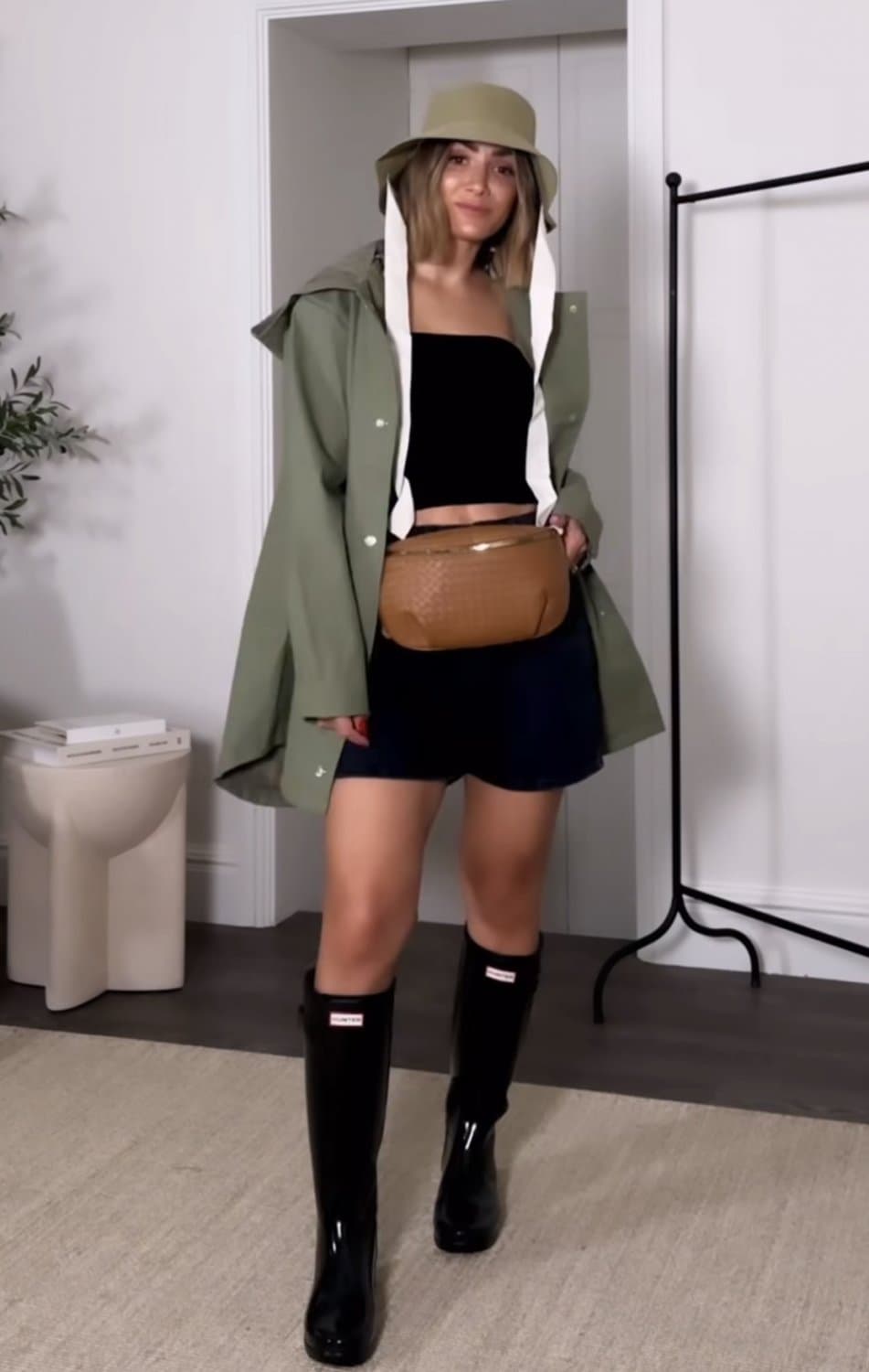 Frankie Bridge - Boots