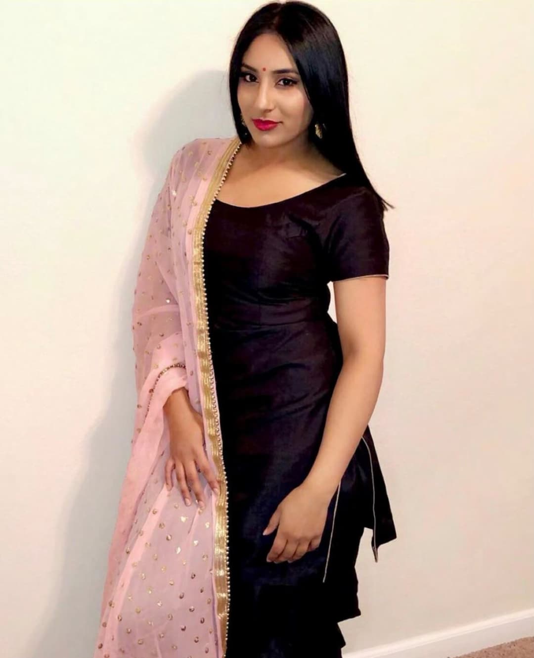 Cheating indian desi wife watches wife take bbc