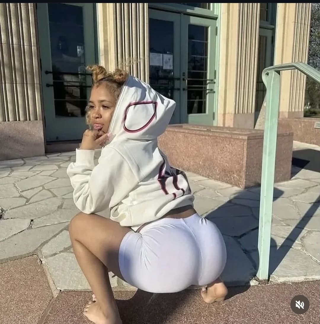 Click to view full size I’d Kill To Be Them White Shorts ??