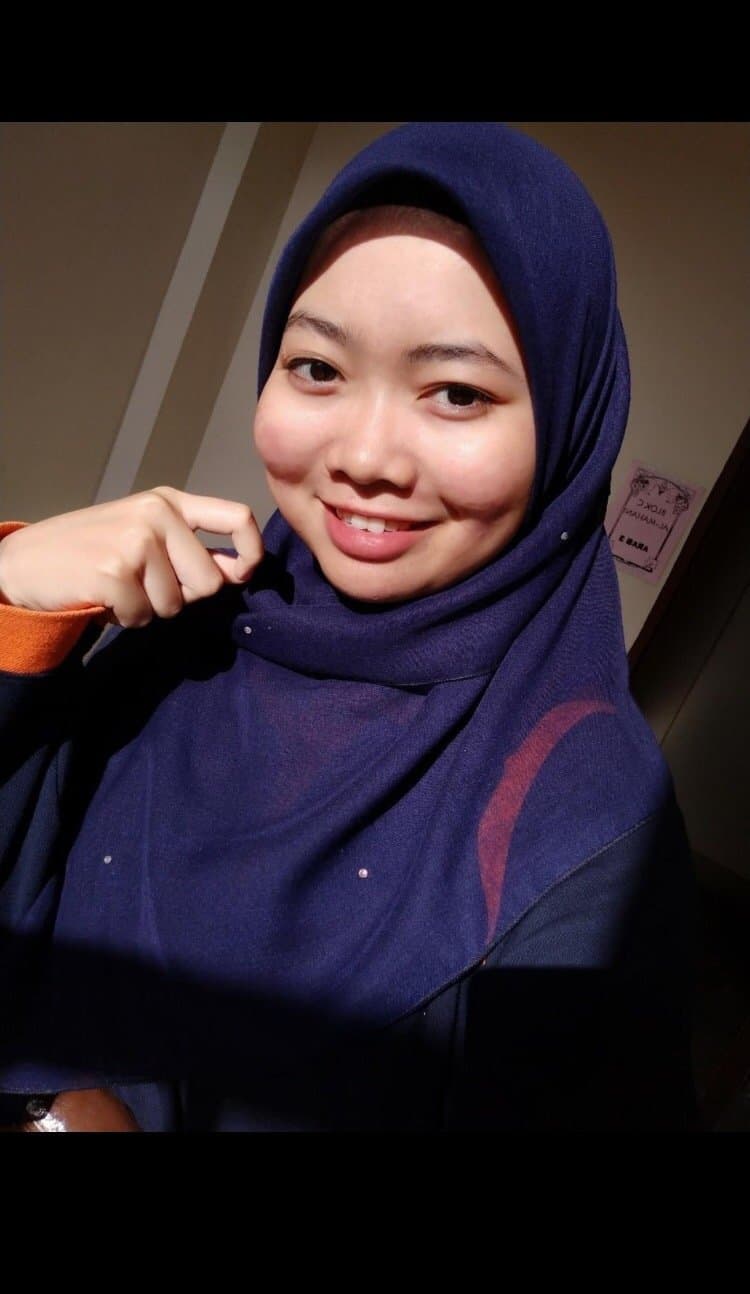 Click to view full size shasha hijab cantik colmek big tit memek malaysia indonesia muslim milf kacamata glasses