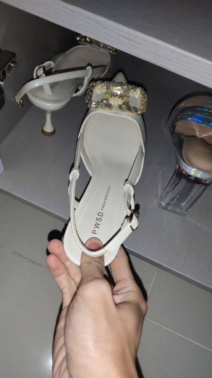 Cock & cum into asian shoes