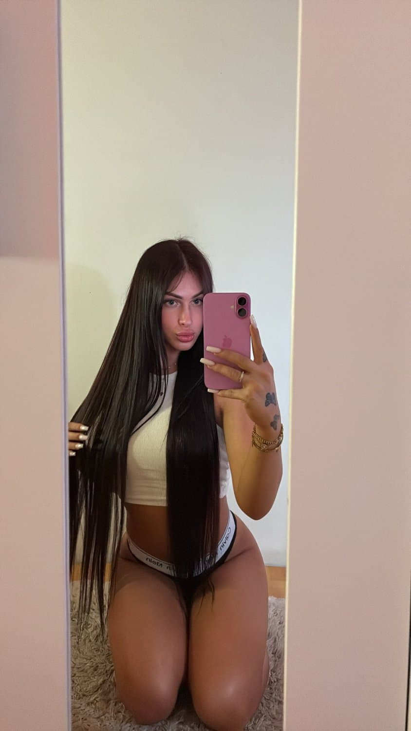 Flawless gorgeous tranny