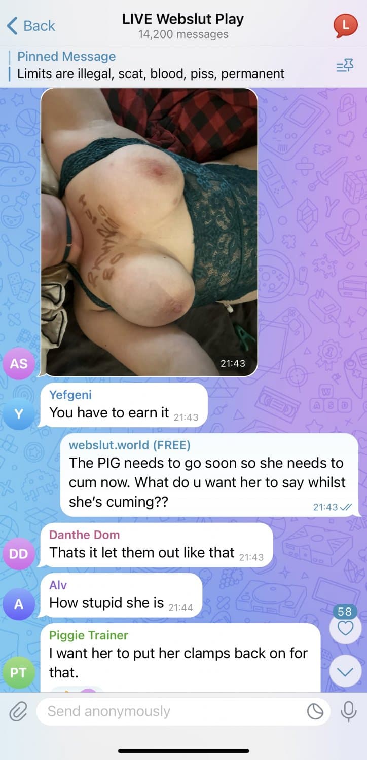 Made my fat obedient PIG perform in my Telegram group as a free use webwhore ??❌?‍???