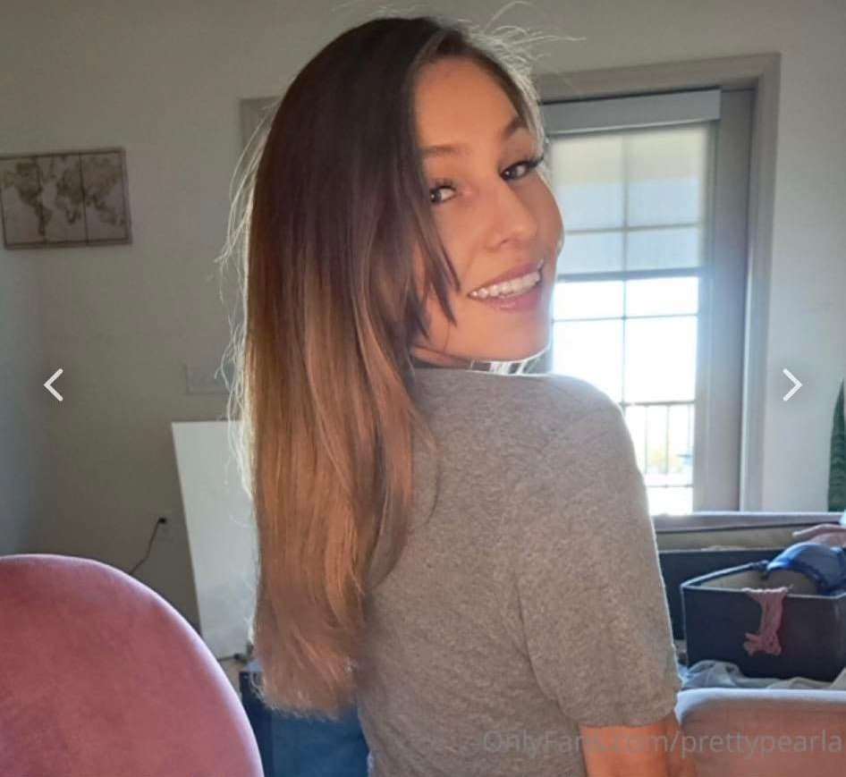 PEARLA NAILEA OROS hoe ass from yuma az, the hoest from highschool back in 2015-2018