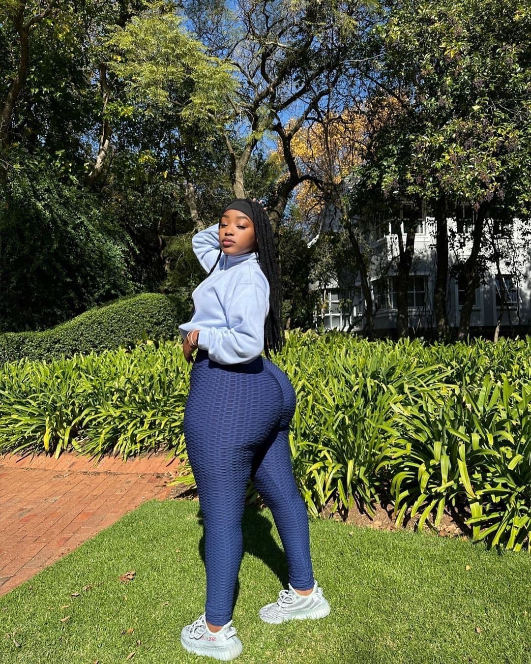 Click to view full size Big Ass South African