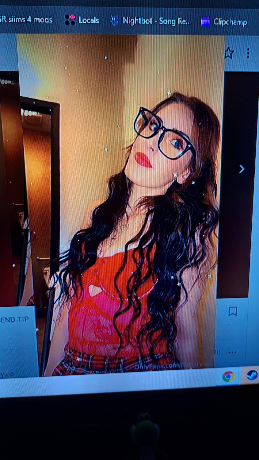 Webslut from TikTok. Ontario. CANADA. Comment for her name.