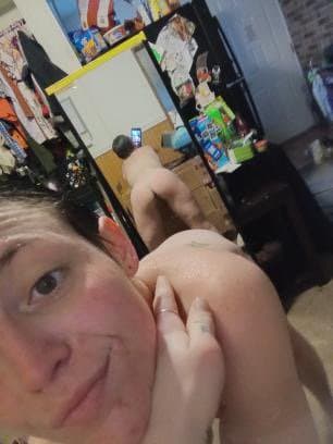 Michigan Emo milf gets pleasure from making me feel good