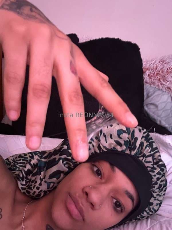 lightskin is my local BROKE EATER that turn to OF