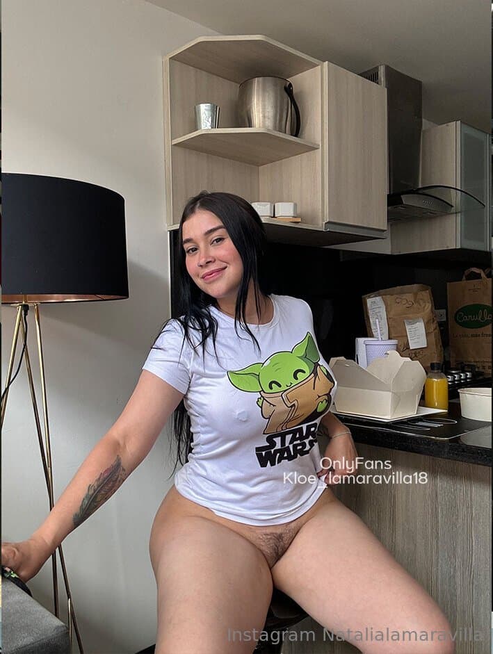 Kloe la Maravilla novinha gostosa se mostrando na live do cabaré