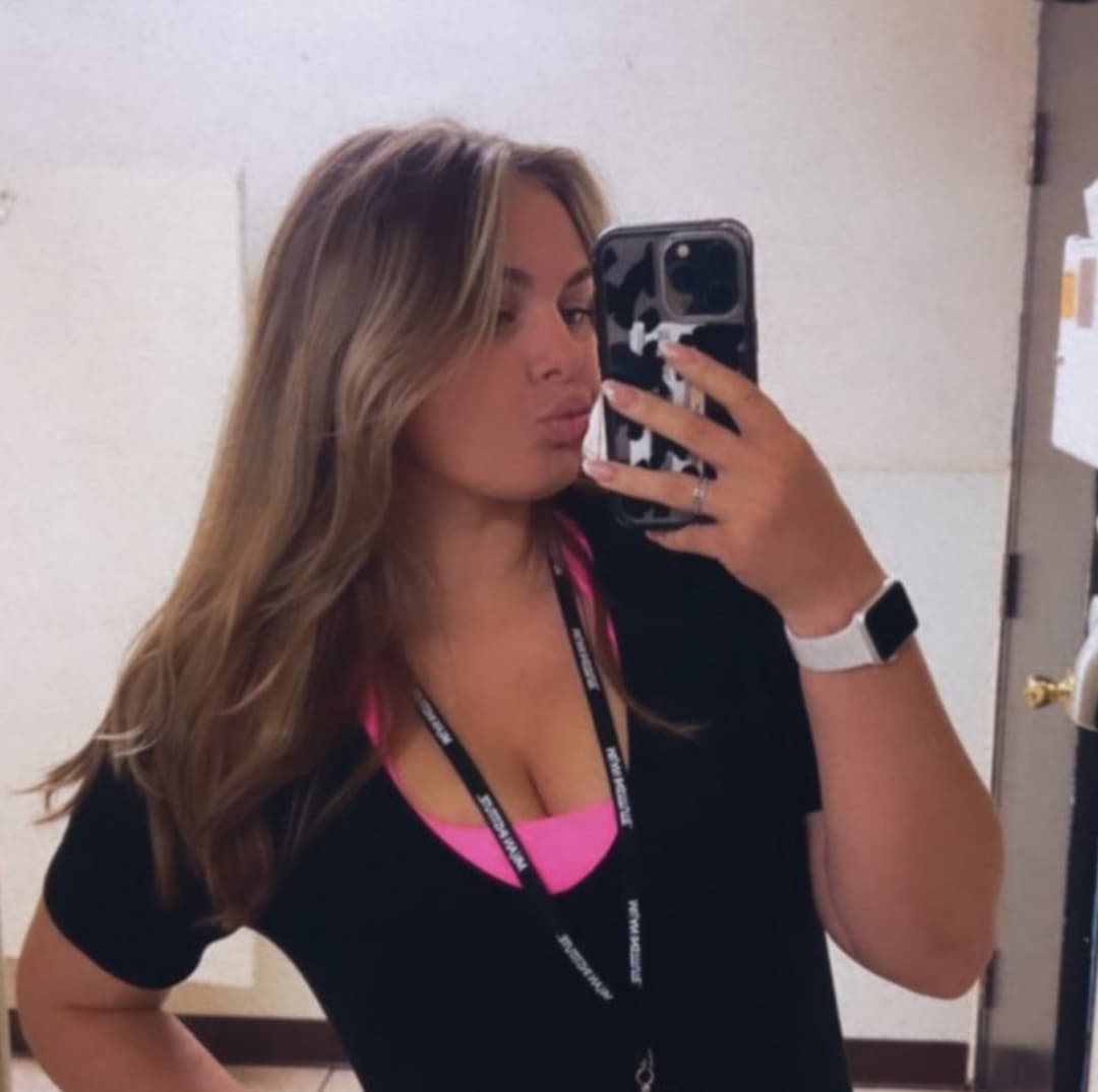 Kambria pivovaroff loves clamping her big tits and stuffing her pussy with a hairbrush