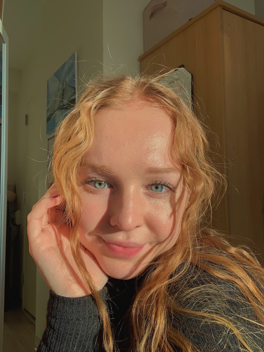 Tight College Slut Kerry