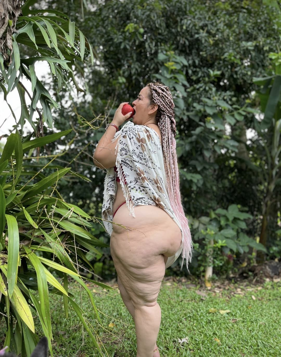 Click to view full size Best Of Stretch Marks & Cellulite Sssbbw