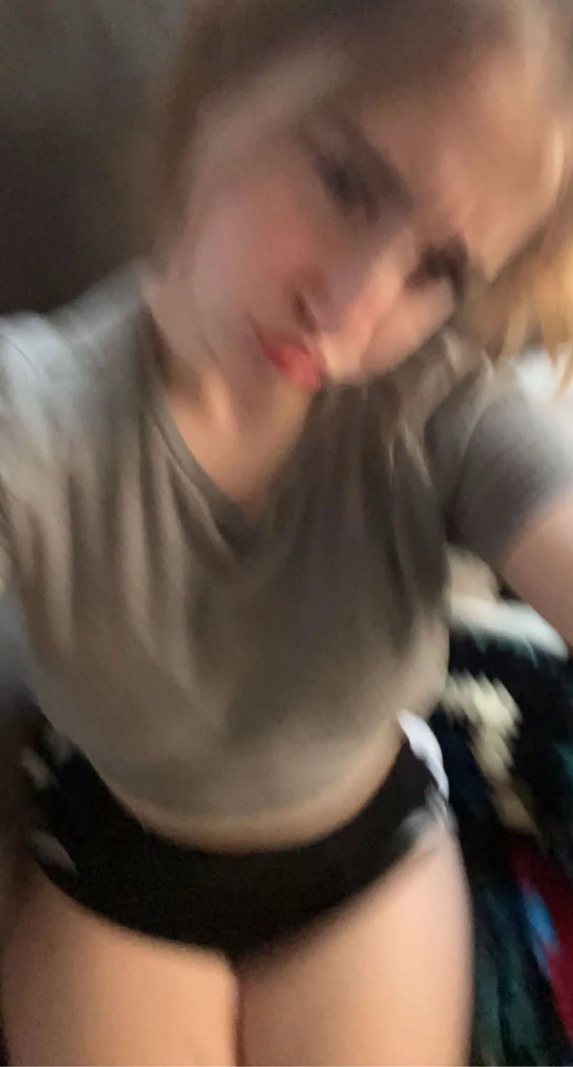 fat ass bubble butt pawg emma melka (lmk if yall want creepshots)