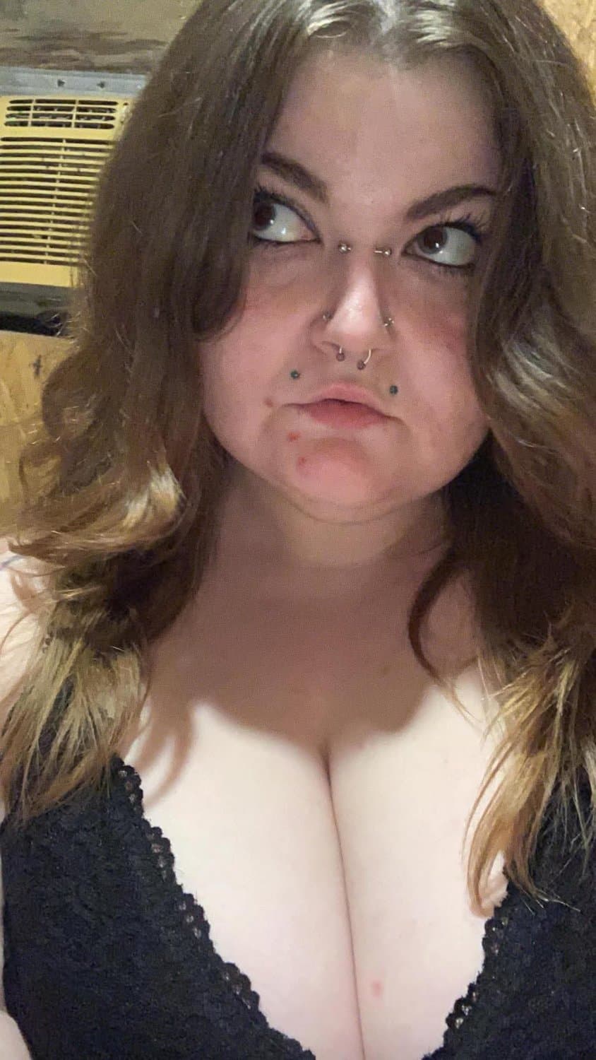 MASSIVE HUGE PAWG SSBBW BBW HUGE THICK BIG ASS GOONER MATERIAL