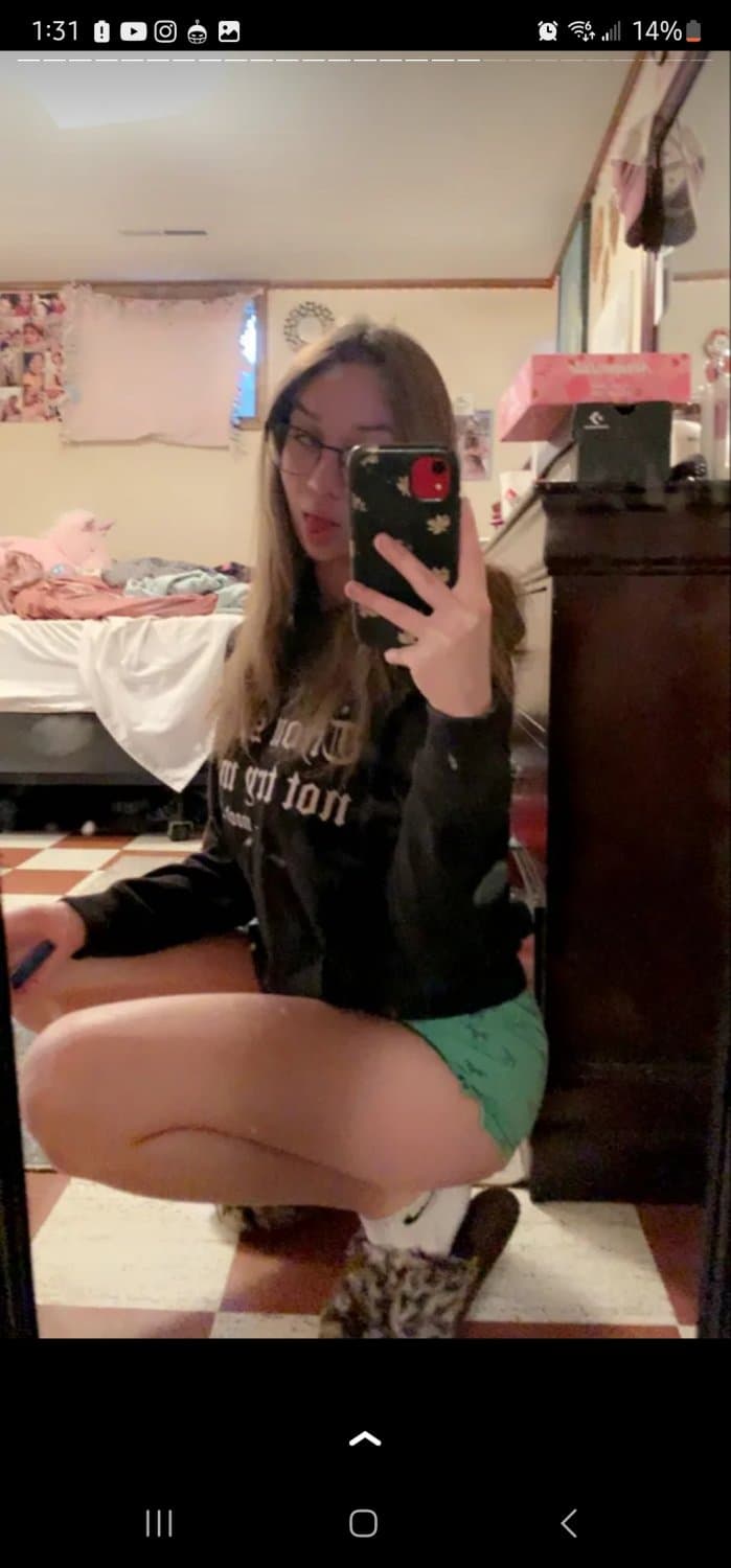 Click to view full size Sexy teen my next project stay tuned