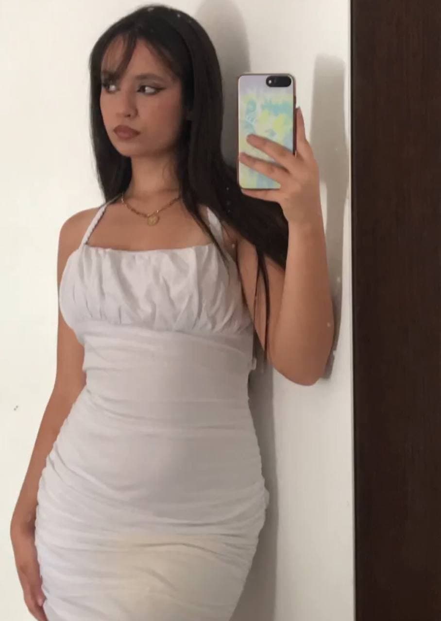 Click to view full size Algerian slut submitted