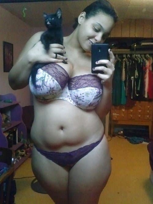 Huge rack on this chubby whore. Gigantic floppers