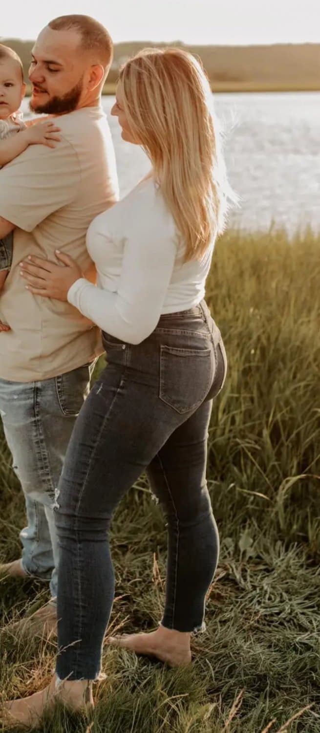 My sexy ass milf step sister. X: Johndoeg1y