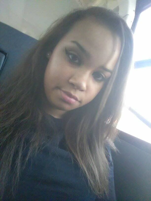 Ebony Girlfriend Fucks her Leaked Webslut Pussy Deep with Dildo and Makes Herself Cream and Squirt