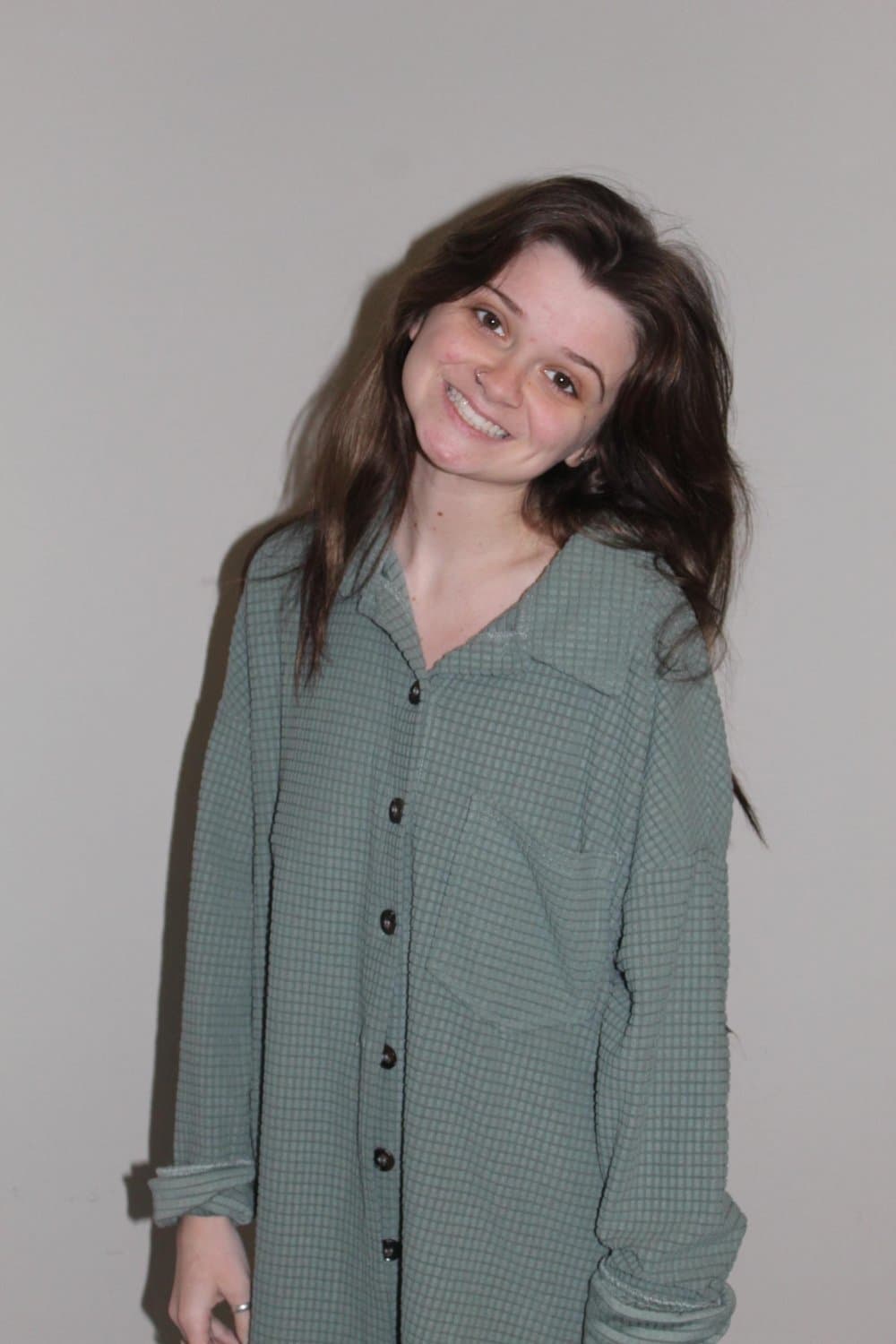 Daughter or Mom? Choose one but choose wisely (Traditional-sense-28)