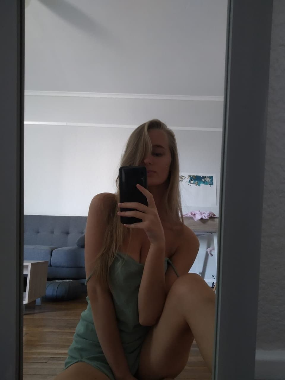 RSA Pale Blonde Shanice lubes her tight pussy