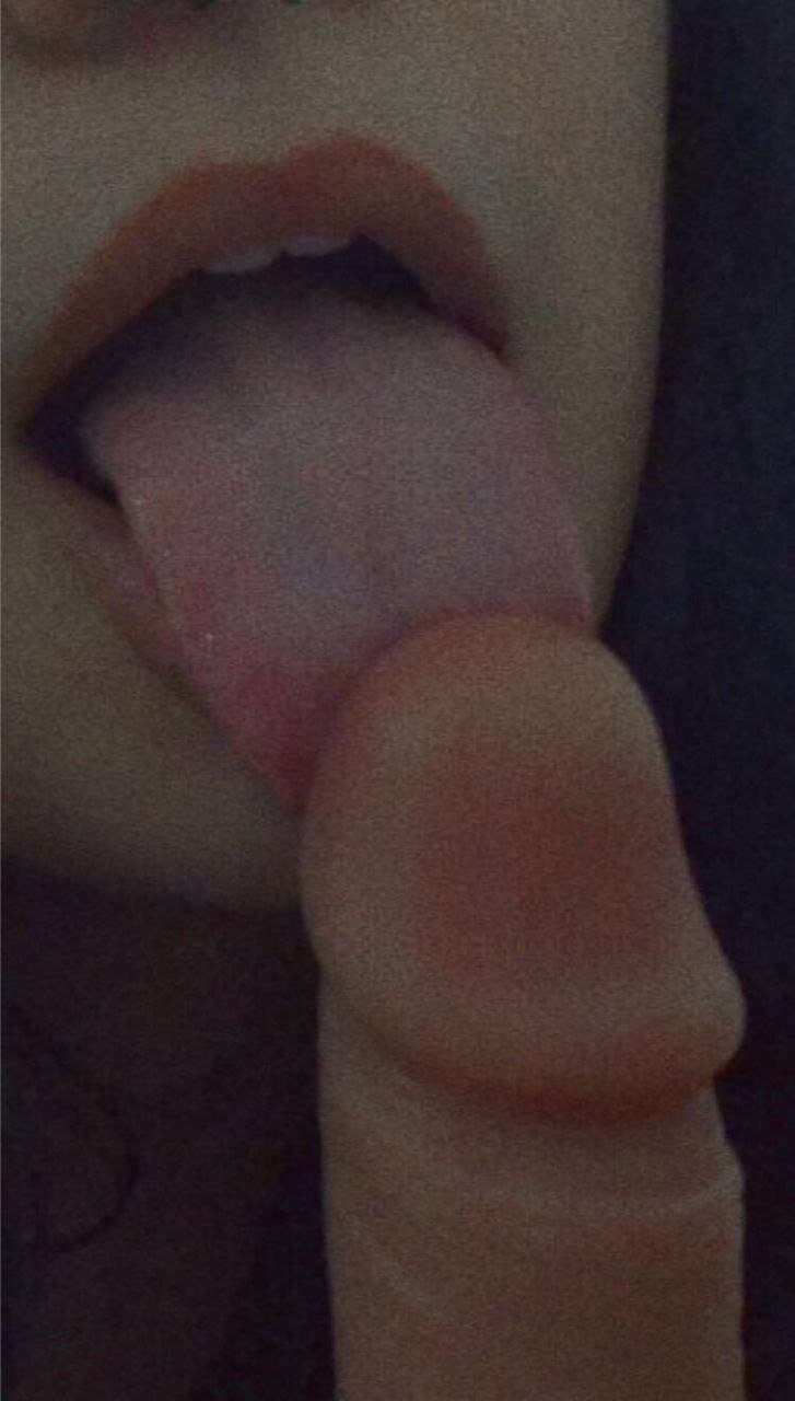 Click to view full size Novinha e seus brinquedos