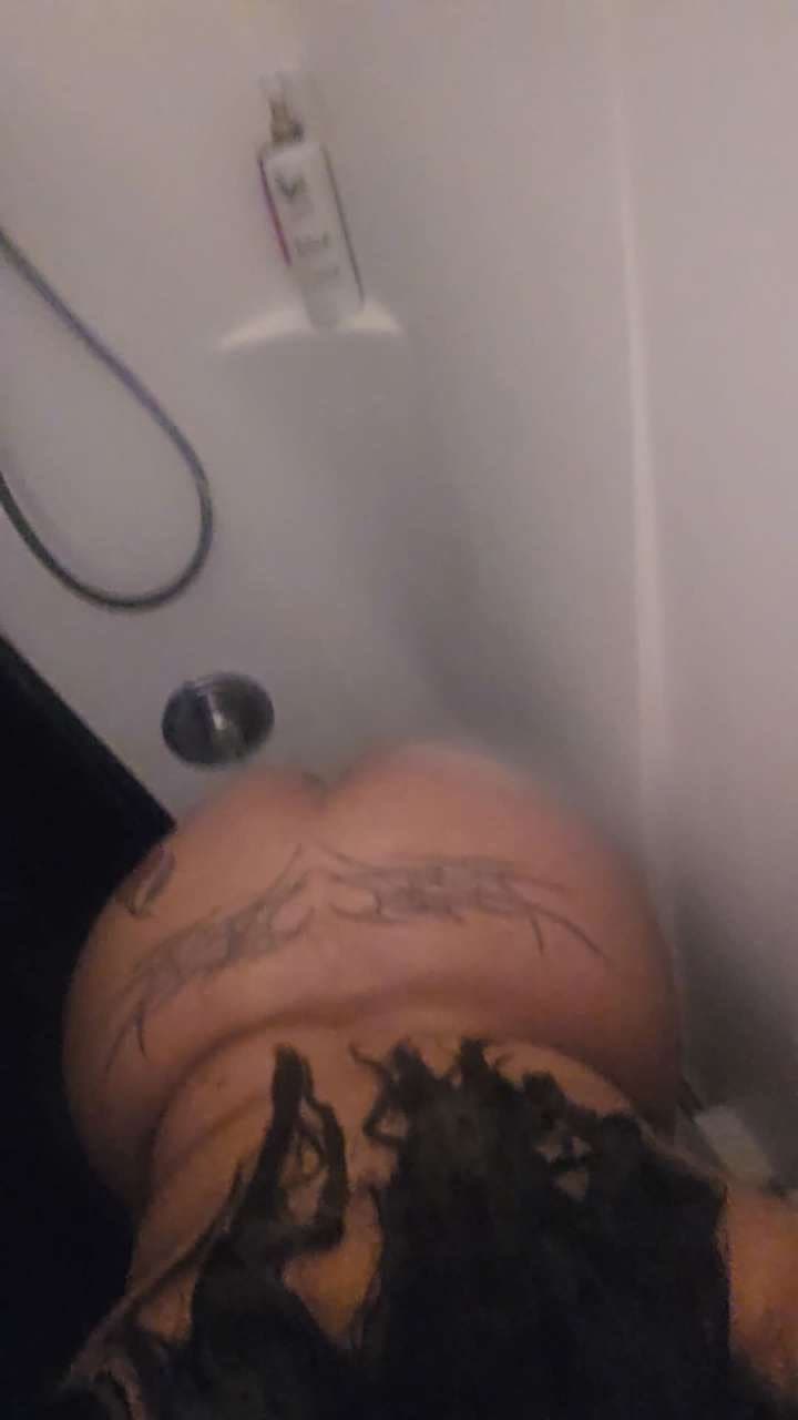 Sexy Bbw Latina step sister accidentally sends me nudes