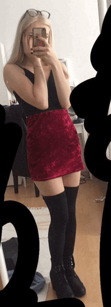 18yo Alternative Blonde Teen with Big Ass