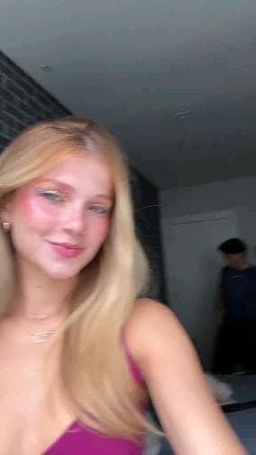 Arrasa Lana , face delicia...Lana Negrini lindora , tao gostosa !!!