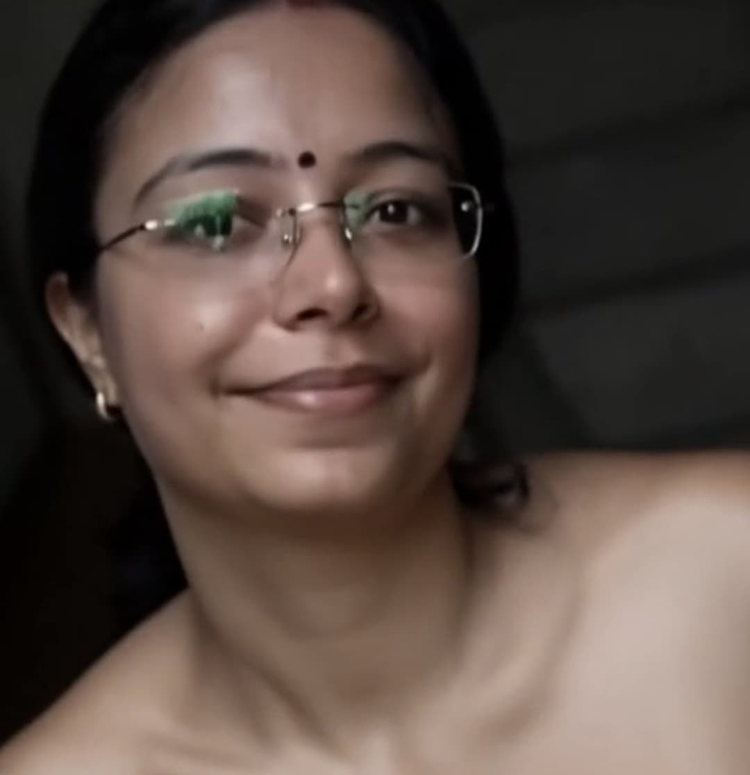 Delhi ki desi bhabhi webcam nudes