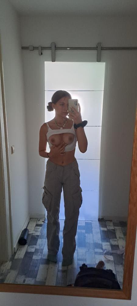 German sub Johanna - perky tits, slim body, smooth pussy