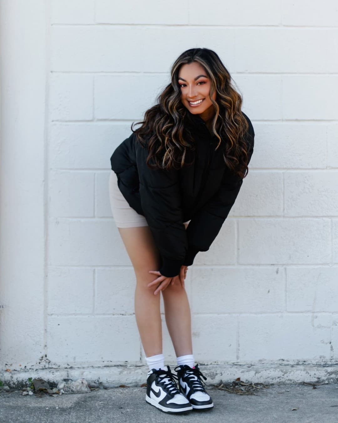 Sexy slut wants to be kidnapped, strangled, and taken advantage of!