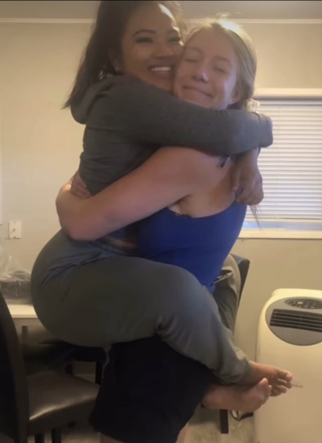 21yr Old Cali Weblsut