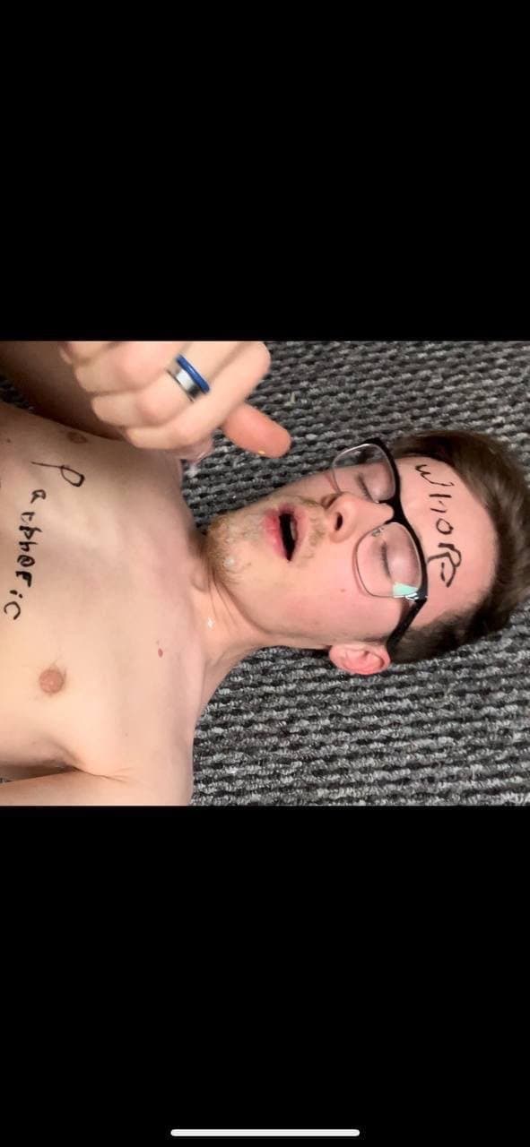 23 year old taylor jay Williams freak slave boi positive he actually wants his life ruined.