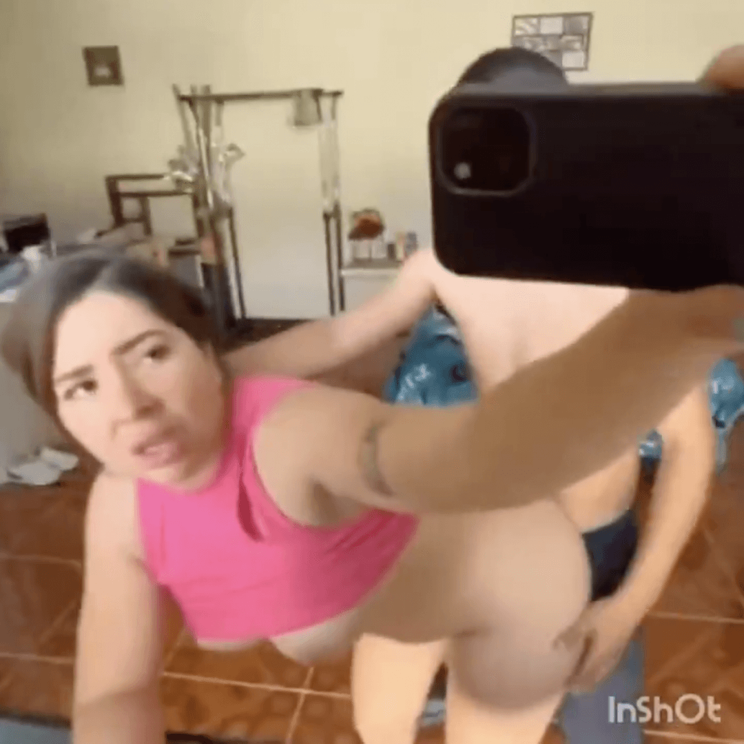 My Barber let Me Clap her cheeks