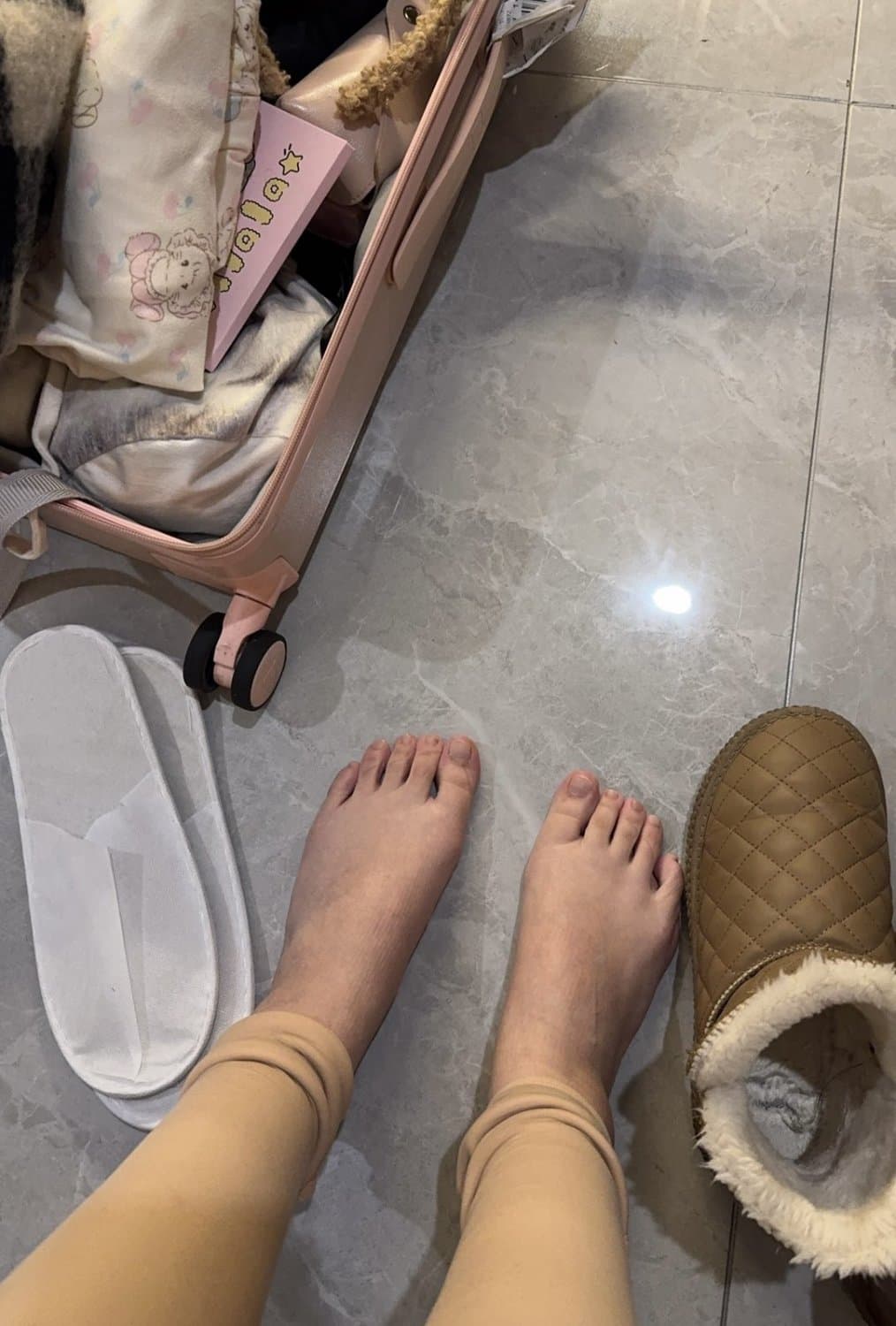 Asian feet / socks and cum filled shoes