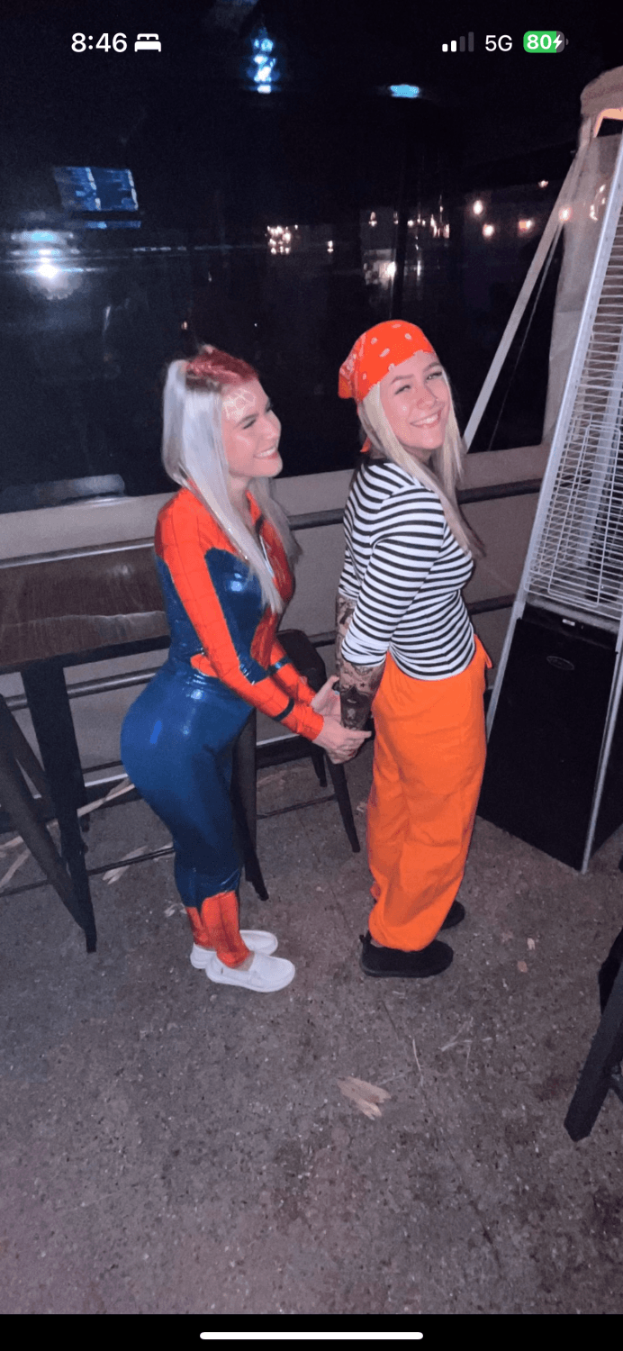 So jealous of this blonde smacking this ripped assholes hard cock on her face before sucking it good