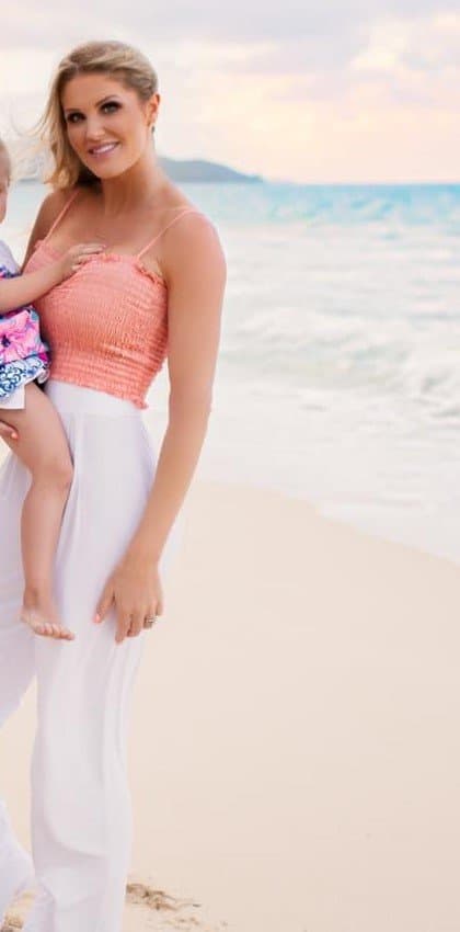 Curly haired cutie flashes her fakies at spring break a couple times for a G G W t-shirt