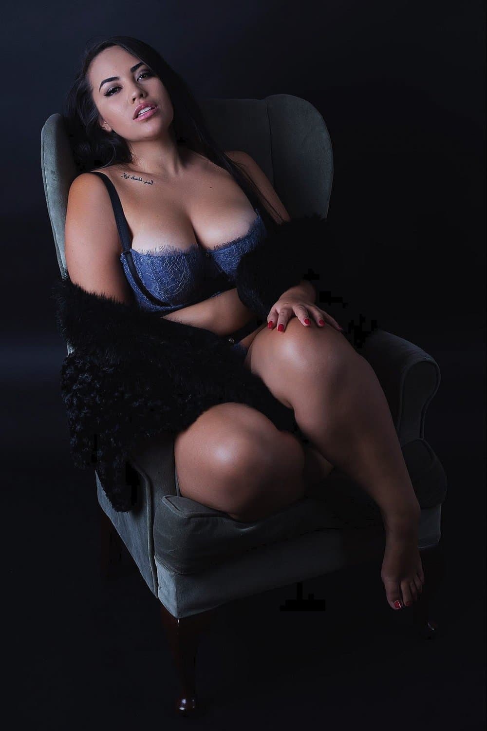 Asia Penelope big booty