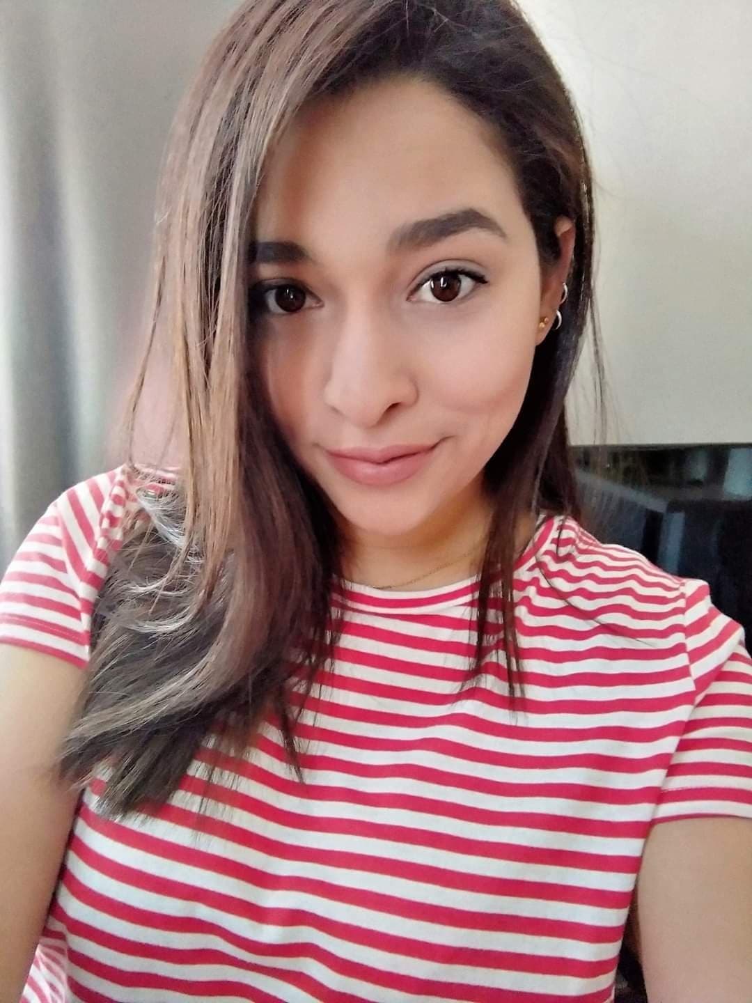 La perra de Marises merece una cogida de garganta hasta venirse dentro por puta???