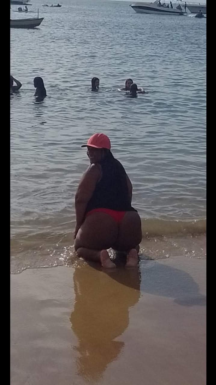 Pensa numa gordinha muito gostosa