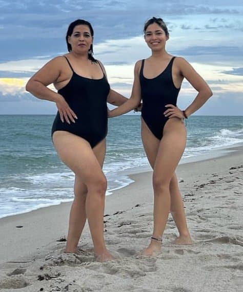 Latina slim thick big hips