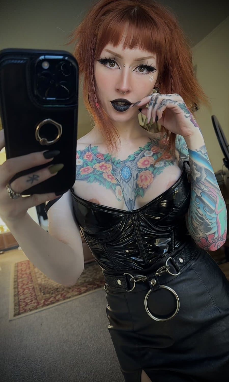 This Mistress wants to punish you for your incompetence