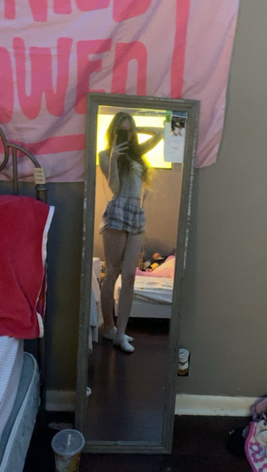 Petite slut Kinsley irl