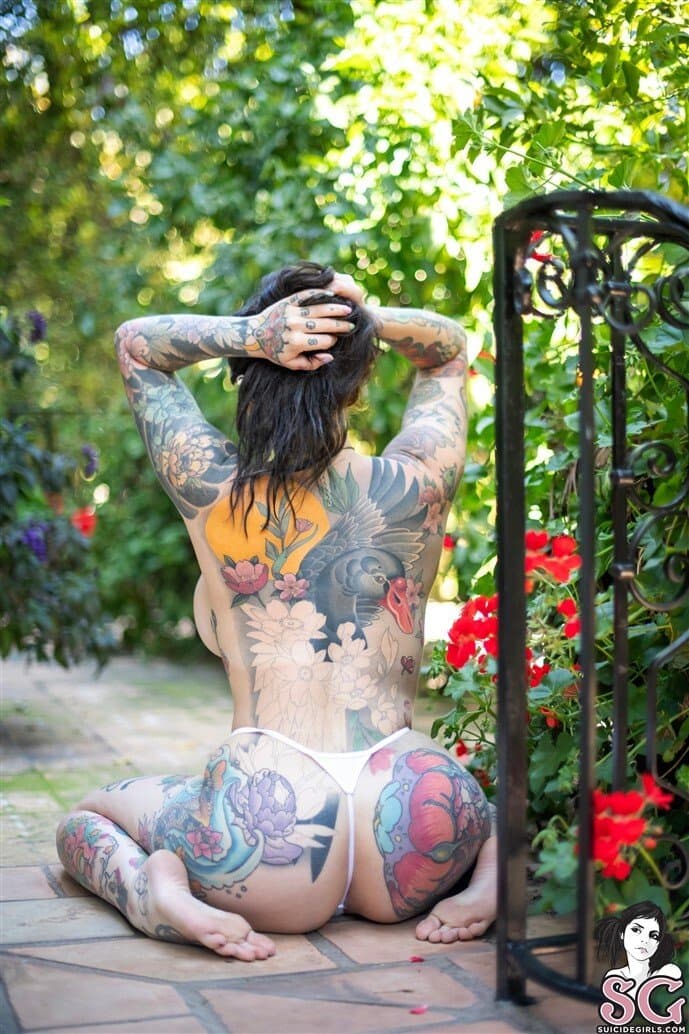 Juneeberri- Fae Fantasy (Suicide Girls)